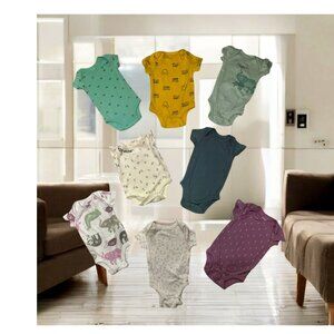 New Baby New Lucky 8- EIGHT Piece Onesie Bundle – Size 0-3 Months